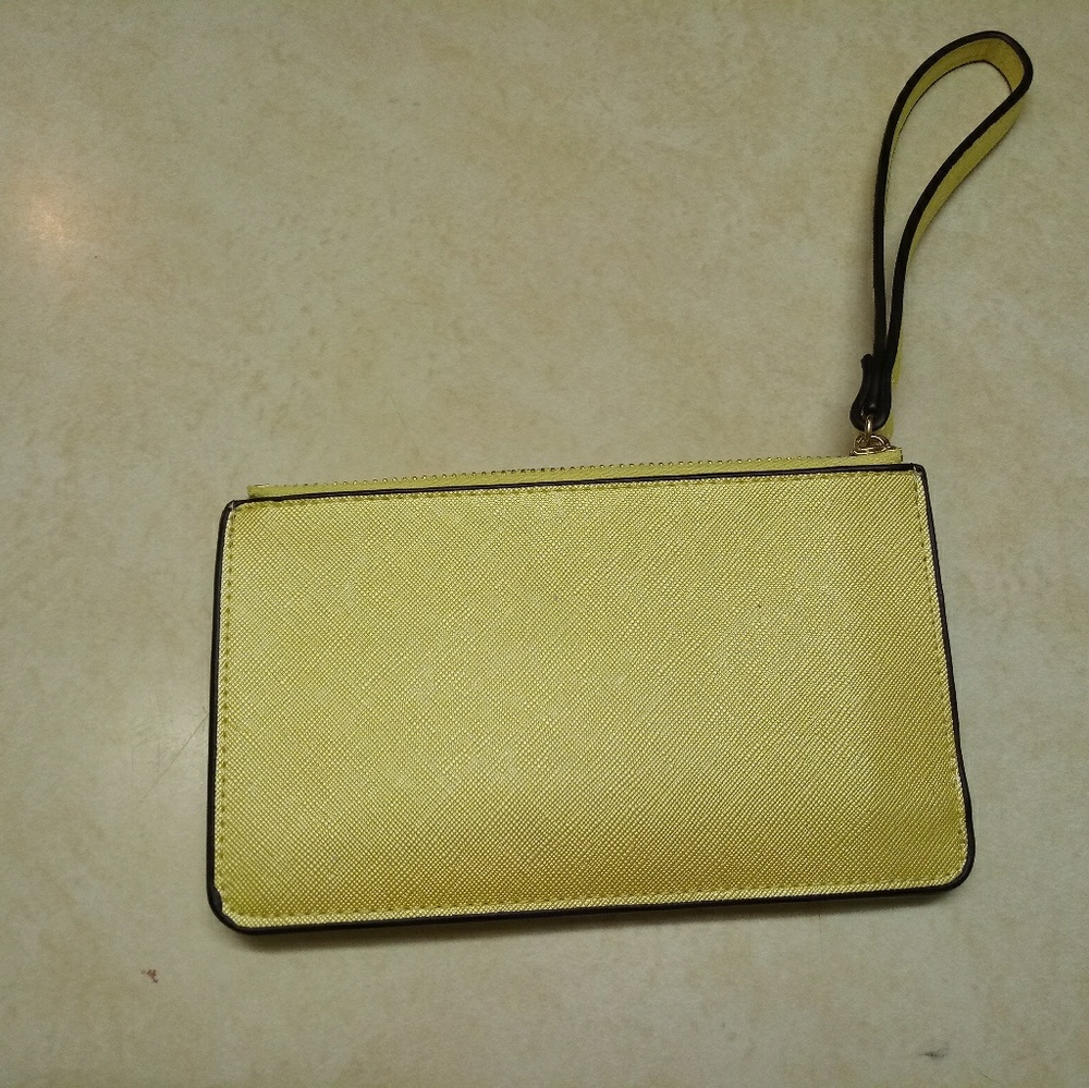Wristlet - Picture 3 of 4